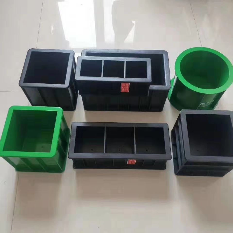 ကွန်ကရစ် – Cube-test- မှို